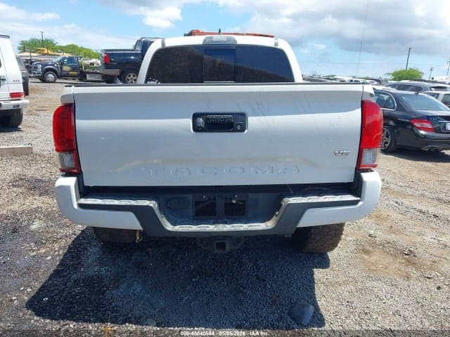 2017 TOYOTA TACOMA TRD SPORT 16