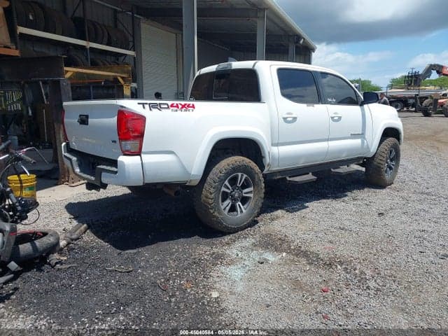 2017 TOYOTA TACOMA TRD SPORT 4