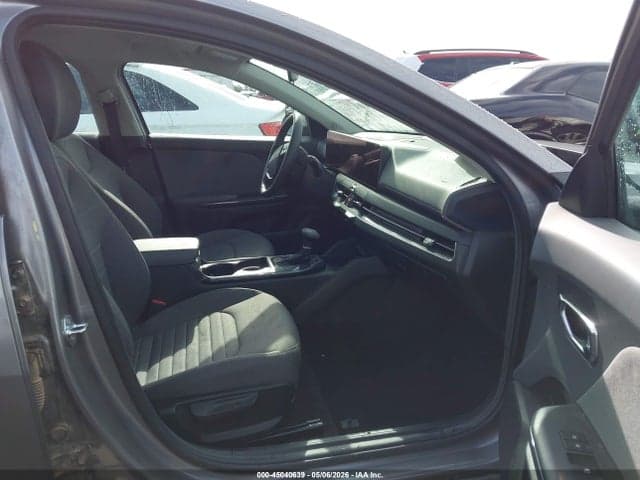 2025 KIA K4 EX 5