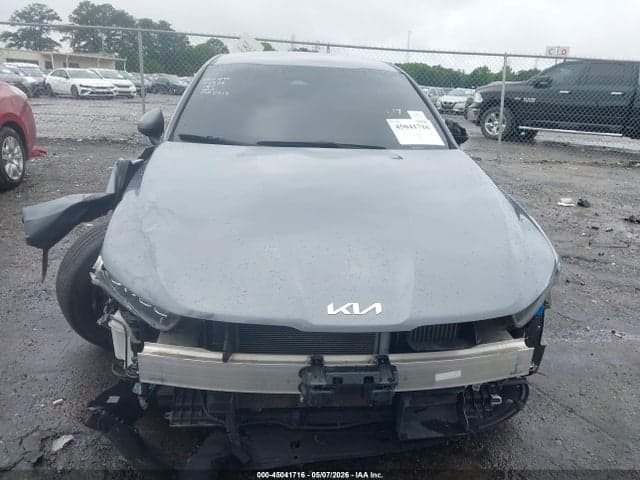 2022 KIA K5 LXS 13