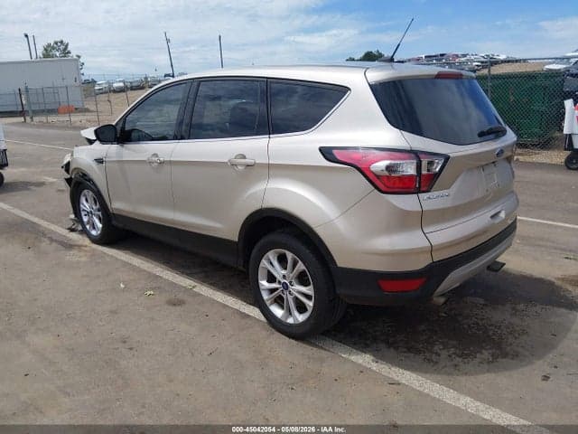 2017 FORD ESCAPE SE 3