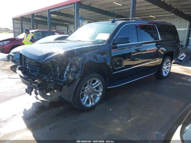2020 GMC YUKON XL 4WD SLT 2