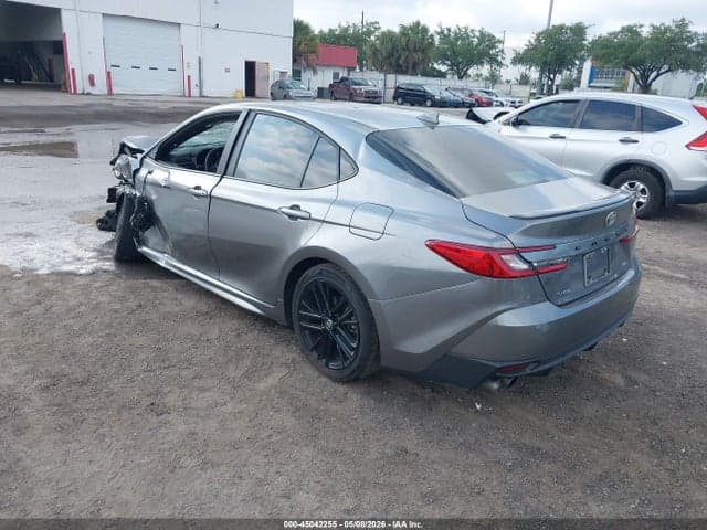 2025 TOYOTA CAMRY SE 3