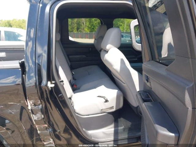 2025 TOYOTA TACOMA SR5 8