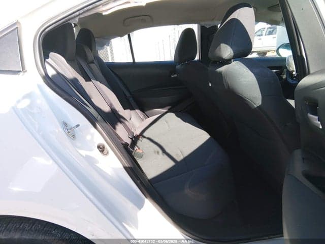 2021 TOYOTA COROLLA LE 8