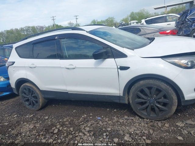2018 FORD ESCAPE SE 13
