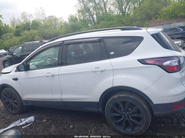 2018 FORD ESCAPE SE 14