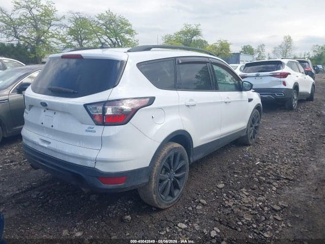 2018 FORD ESCAPE SE 4