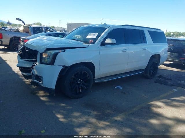 2017 GMC YUKON XL SLT 2