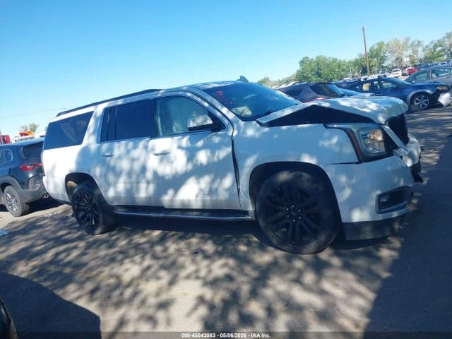 2017 GMC YUKON XL SLT 13