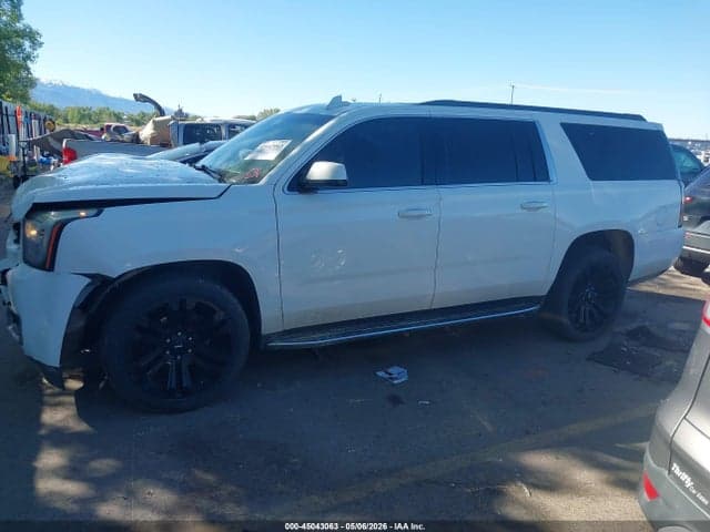 2017 GMC YUKON XL SLT 14