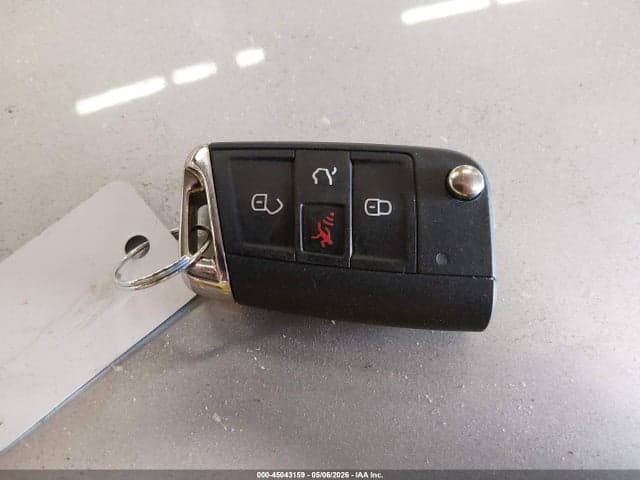 2019 VOLKSWAGEN E-GOLF SEL PREMIUM 11