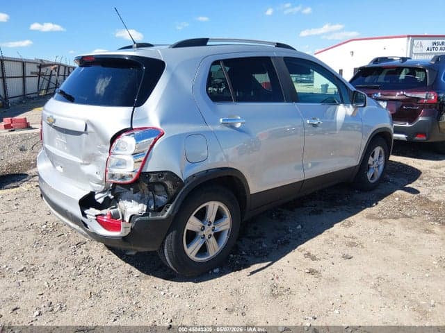2019 CHEVROLET TRAX LT 4