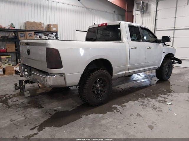 2017 RAM 1500 BIG HORN 4X4 6'4 BOX 4