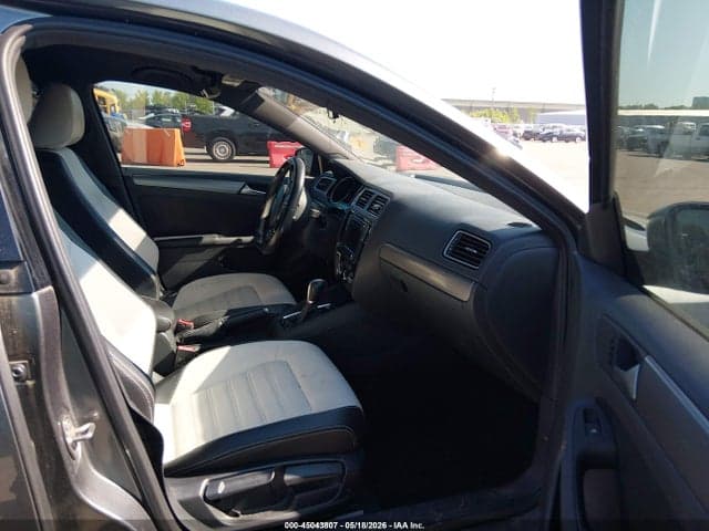 2017 VOLKSWAGEN JETTA 1.8T SPORT 5
