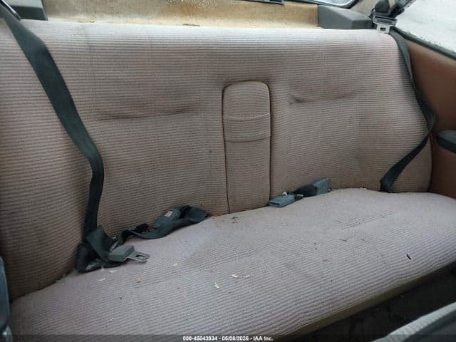 1977 VOLVO 242 DL 8