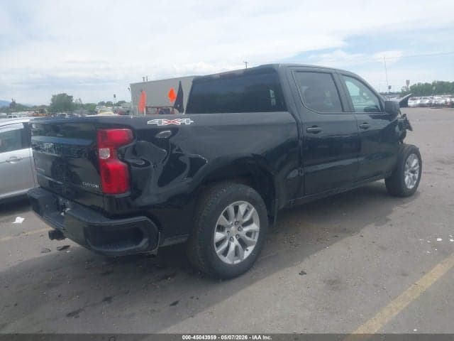 2022 CHEVROLET SILVERADO 1500 4WD SHORT BED CUSTOM 4