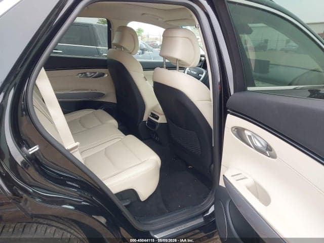 2024 GENESIS GV70 2.5T 8