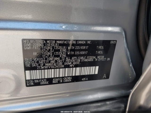 2025 TOYOTA RAV4 XLE 9