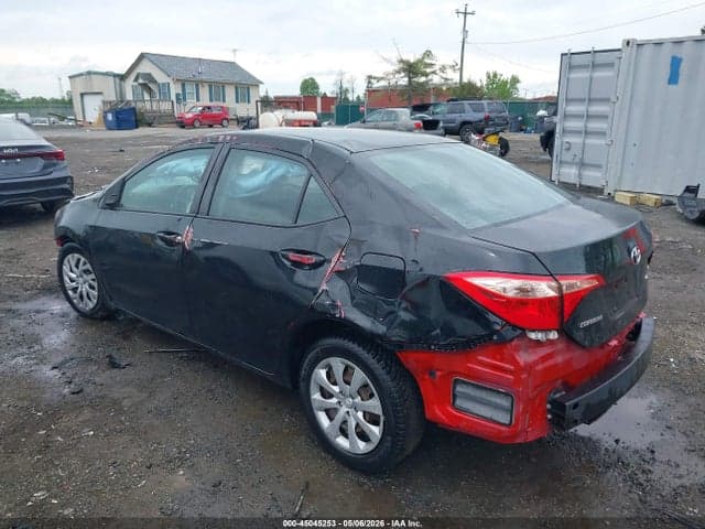 2017 TOYOTA COROLLA LE 3