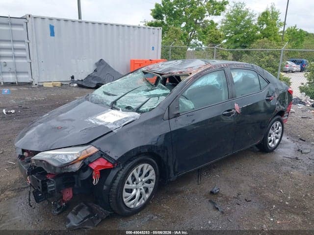 2017 TOYOTA COROLLA LE 6