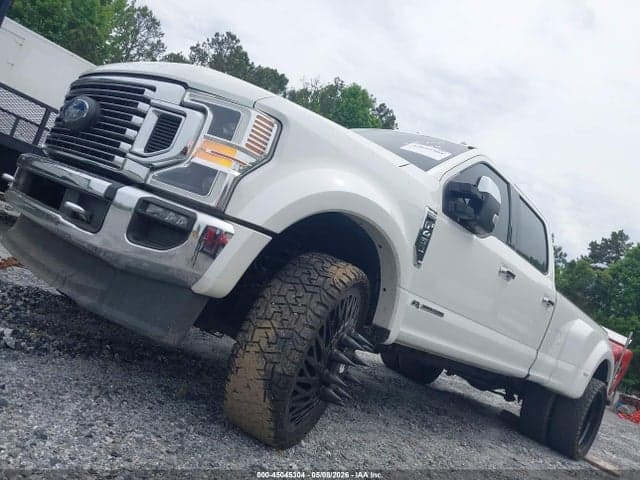 2022 FORD F-450 LARIAT 13