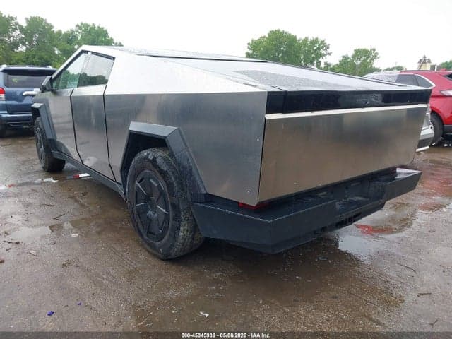 2024 TESLA CYBERTRUCK ALL-WHEEL DRIVE 3