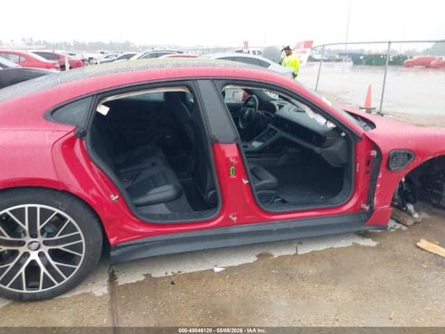 2022 PORSCHE TAYCAN 6