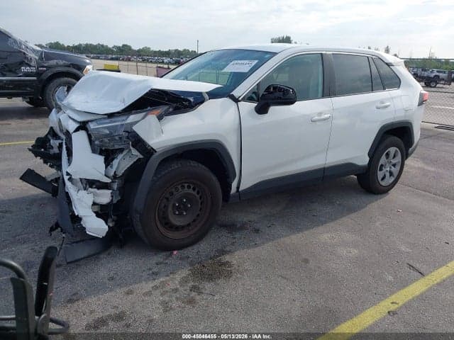 2024 TOYOTA RAV4 LE 2