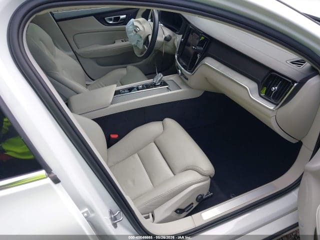 2022 VOLVO S60 B5 INSCRIPTION 5
