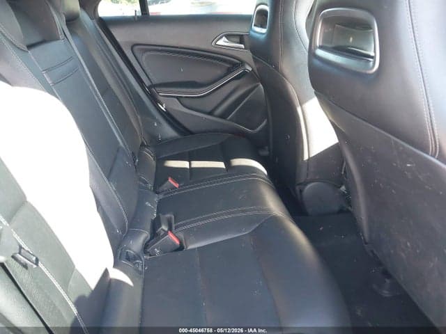 2019 MERCEDES-BENZ CLA 250 4MATIC 8