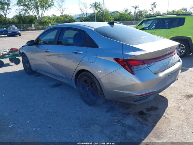2021 HYUNDAI ELANTRA SEL 3