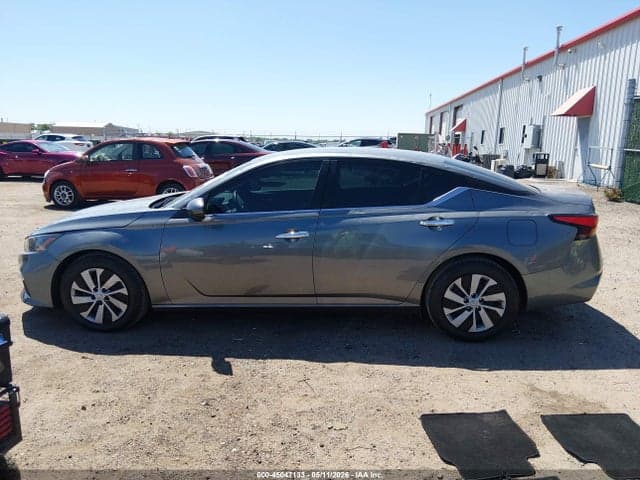 2022 NISSAN ALTIMA S FWD 14