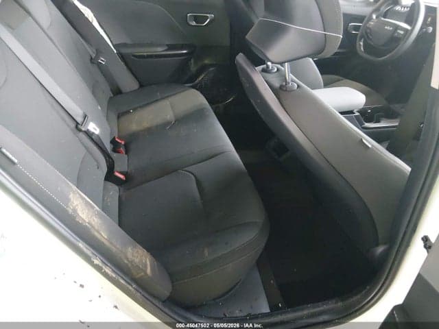 2026 KIA K4 LXS 8