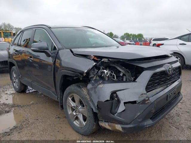 2023 TOYOTA RAV4 XLE 6