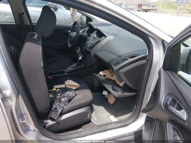 2017 FORD FOCUS SE 5
