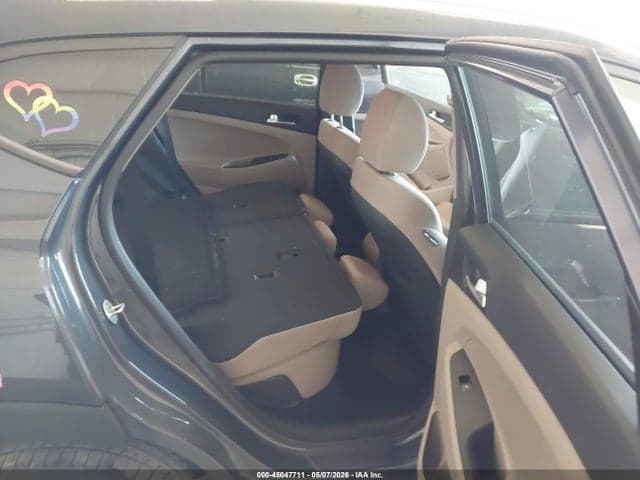 2019 HYUNDAI TUCSON VALUE 8