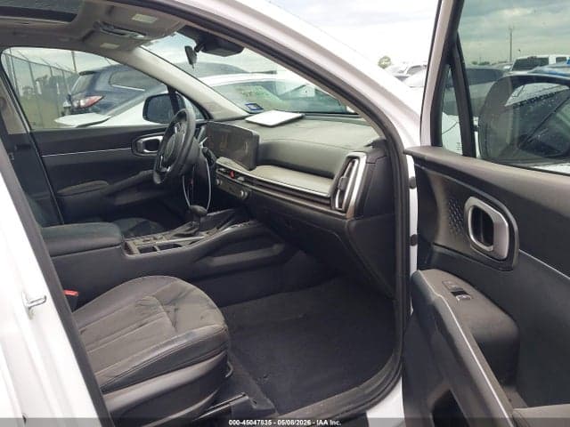 2024 KIA SORENTO S 5