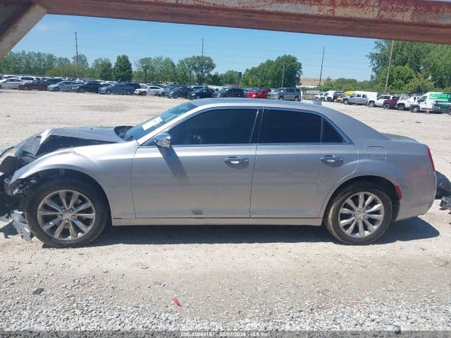 2018 CHRYSLER 300 LIMITED AWD 14