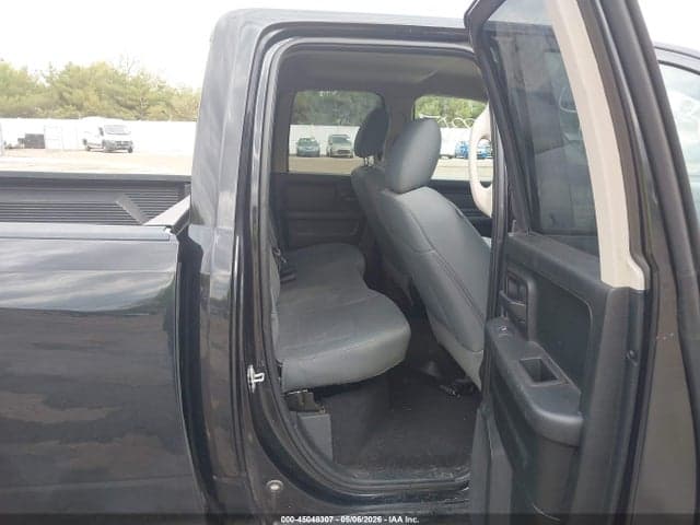 2017 RAM 1500 ST 8