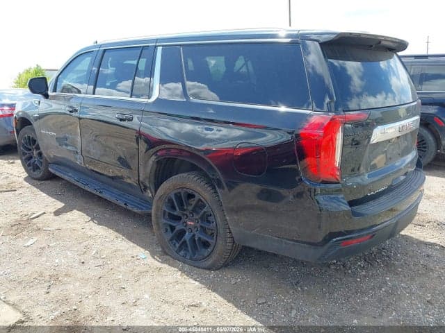 2023 GMC YUKON XL 4WD SLE 3