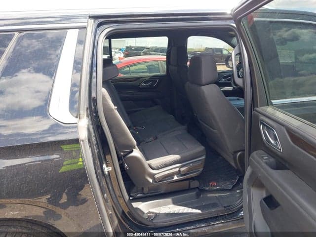 2023 GMC YUKON XL 4WD SLE 8