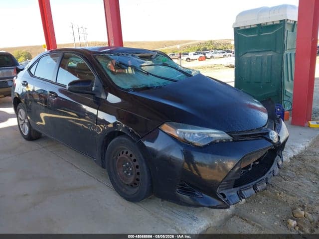 2017 TOYOTA COROLLA LE 1