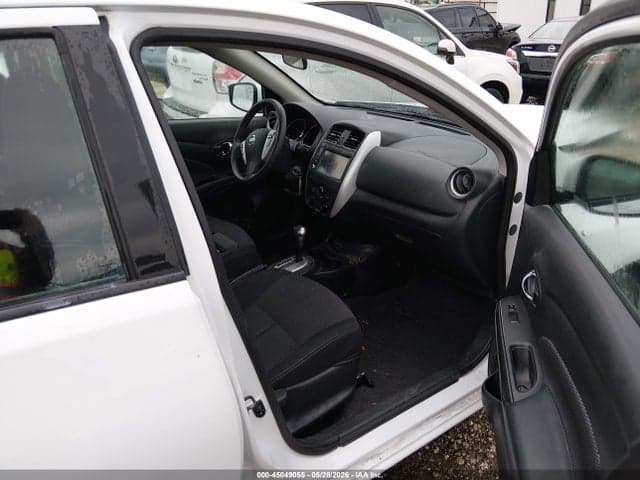 2018 NISSAN VERSA 1.6 SV 5