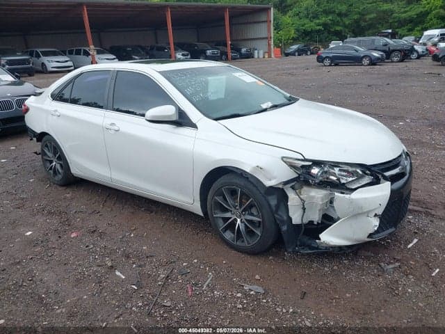2017 TOYOTA CAMRY XSE - 1