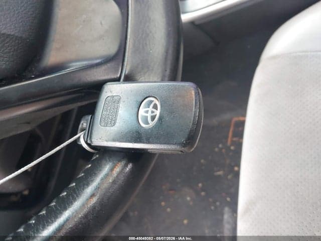 2017 TOYOTA CAMRY XSE 11
