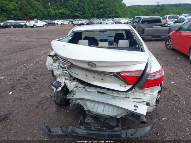 2017 TOYOTA CAMRY XSE 17