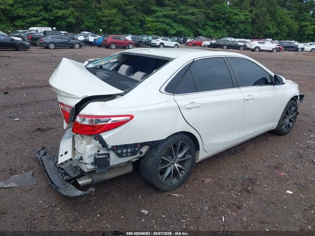 2017 TOYOTA CAMRY XSE 4