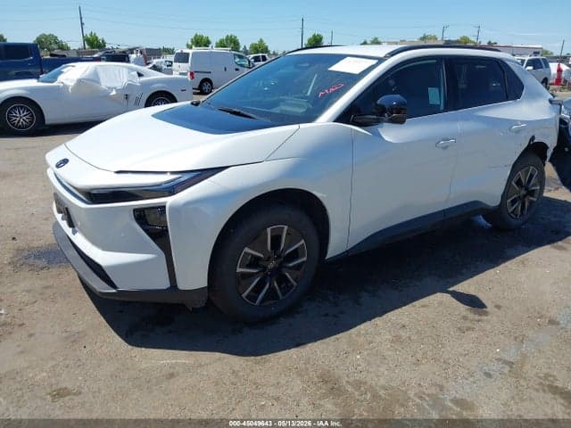 2026 TOYOTA BZ XLE 2
