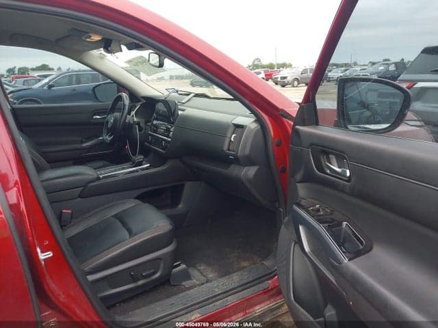2022 NISSAN PATHFINDER SL 2WD 5